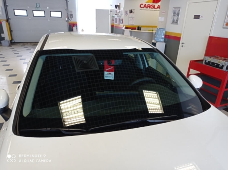 Замена стекла на kia seltos в Carglass Замена стекла на kia seltos в Carglass