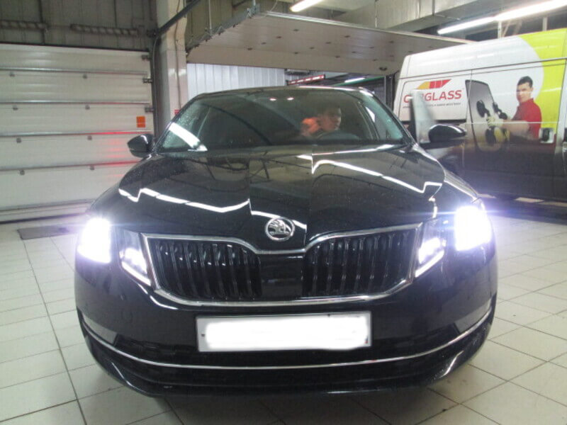 Замена стекла на skoda praktik в Carglass Замена стекла на skoda praktik в Carglass