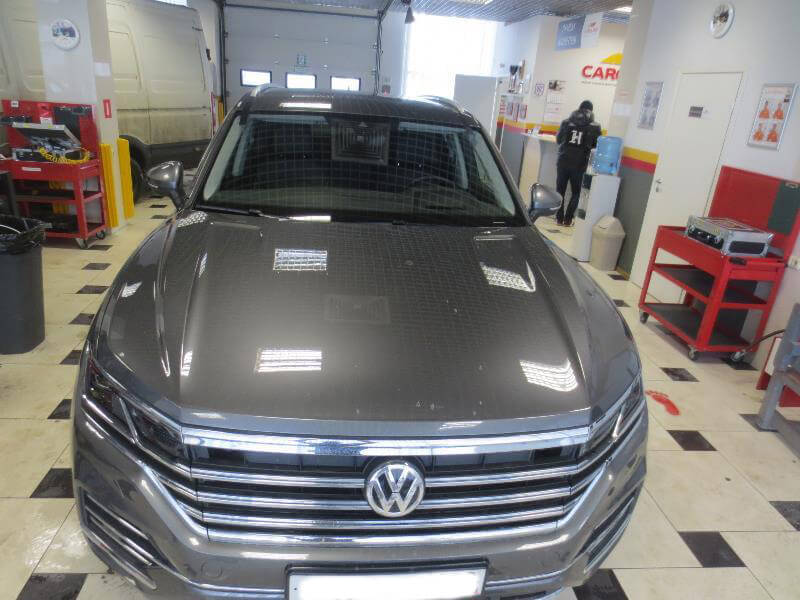 Замена стекла на volkswagen pointer в Carglass Замена стекла на volkswagen pointer в Carglass